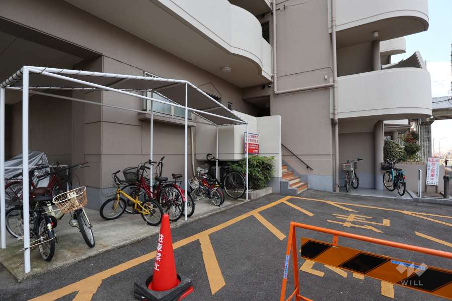 駐輪場、バイク置場