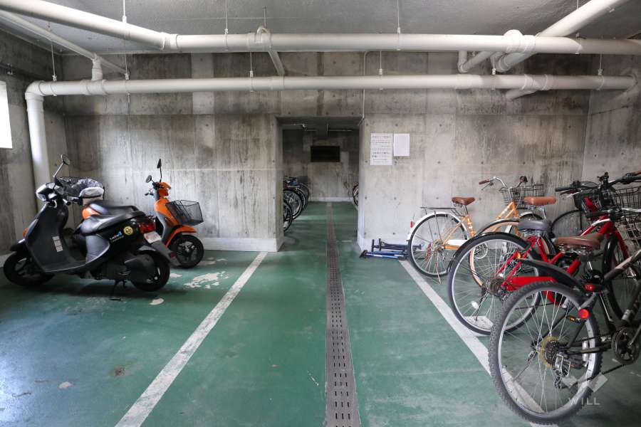 駐輪場、バイク置場