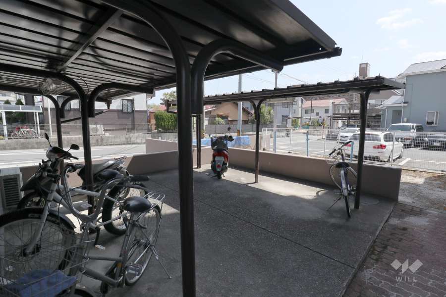 駐輪場、バイク置場
