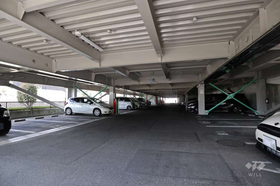 敷地内駐車場（自走式立体）