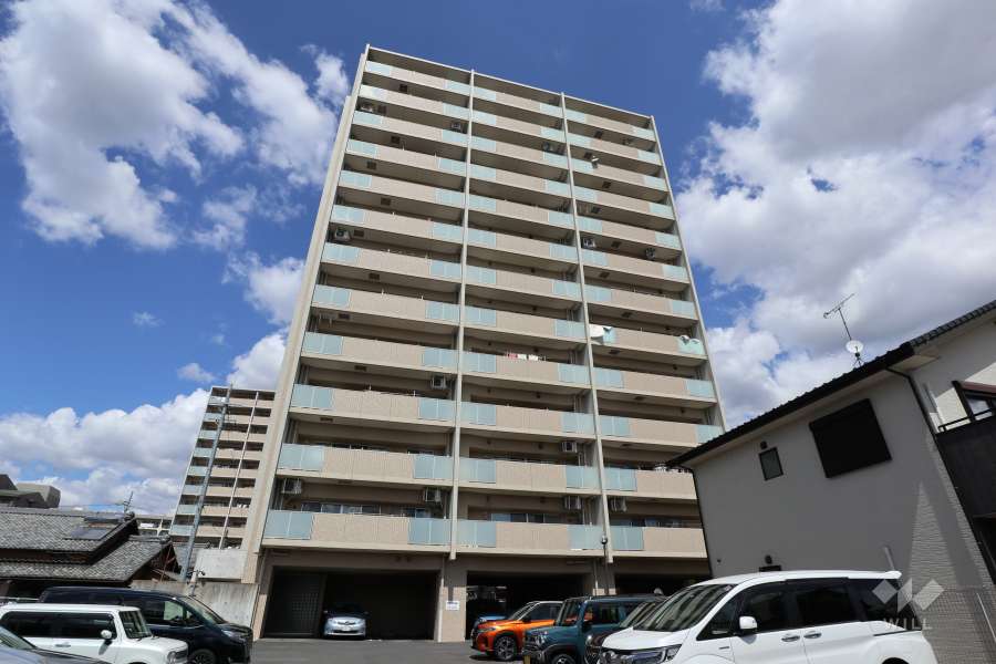 グレースメゾン新瀬戸ノーブルステージの外観（南側から）