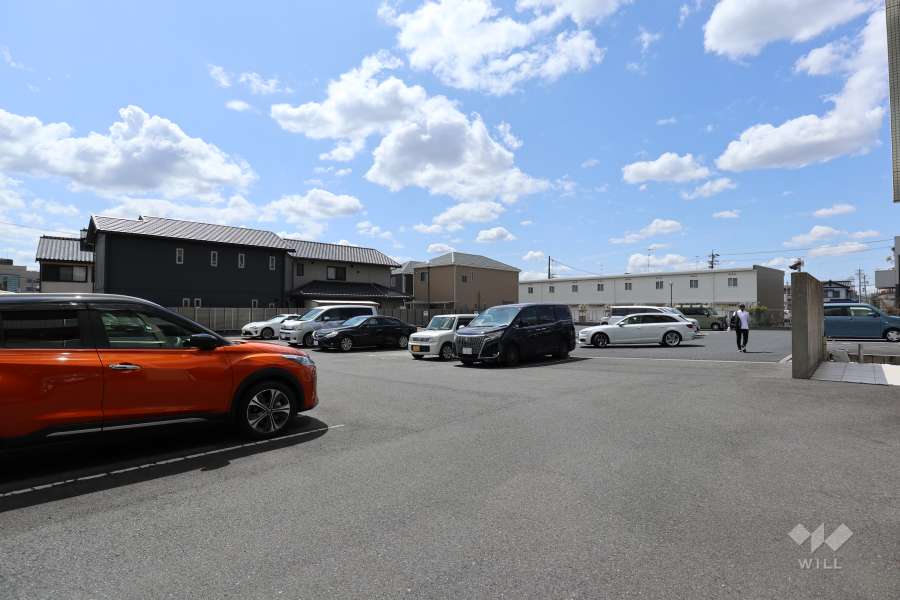 敷地内駐車場（屋外平面式）