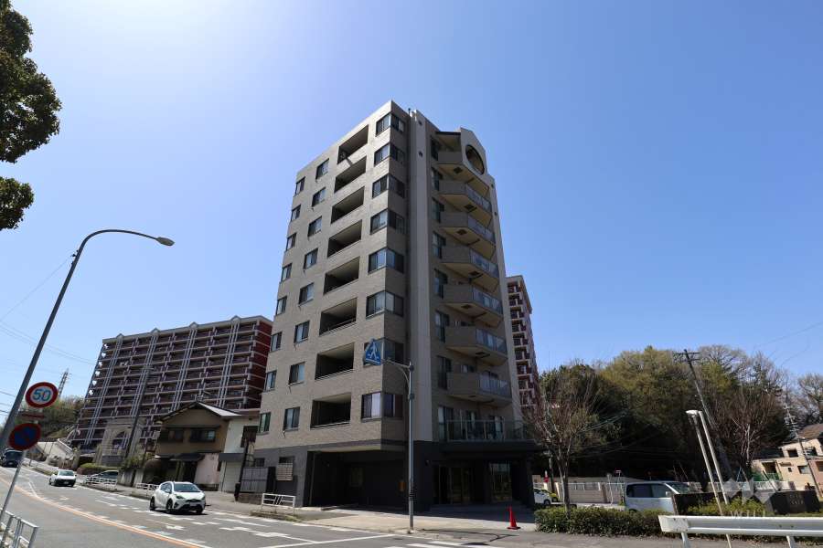 クレア瀬戸の外観（北東側から）