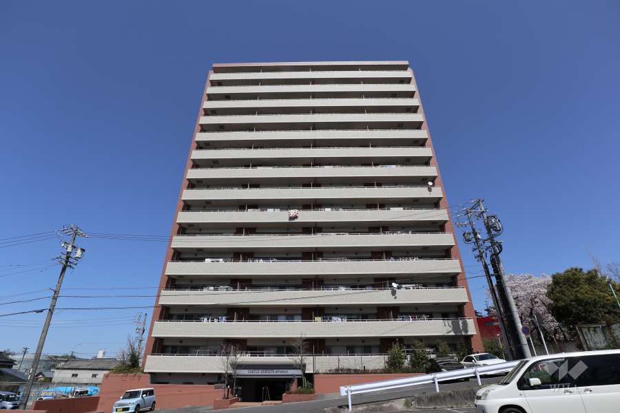 キャッスルハイツ瀬戸西茨の丘北の外観（南西側から）