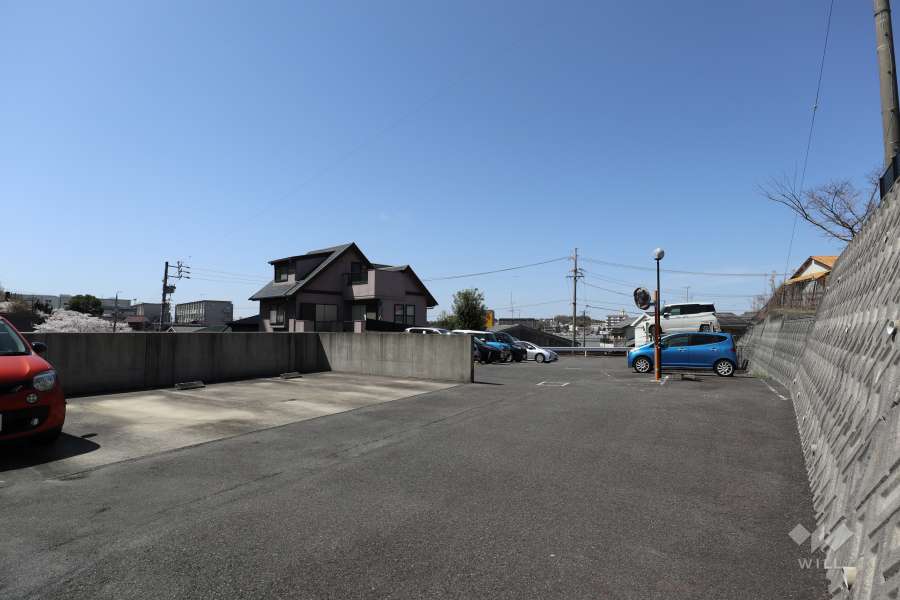 敷地内駐車場（屋外平面式、屋外機械式）