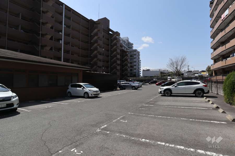 敷地内駐車場（屋外平面式）