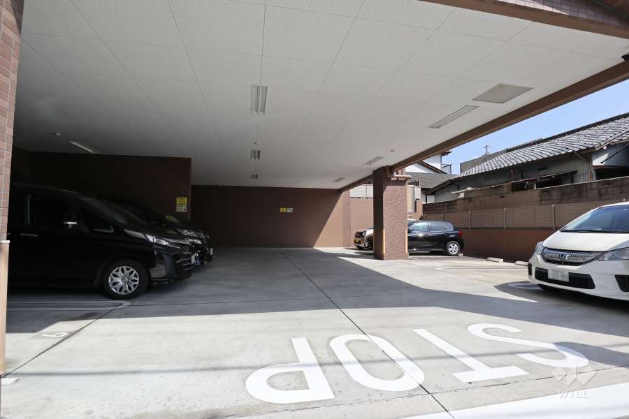 敷地内駐車場（屋内平面式、屋外平面式）