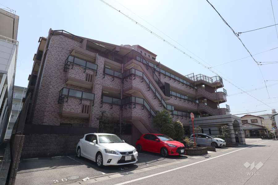 宝マンション共和の外観（北東側から）