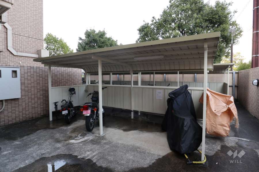 駐輪場、バイク置場