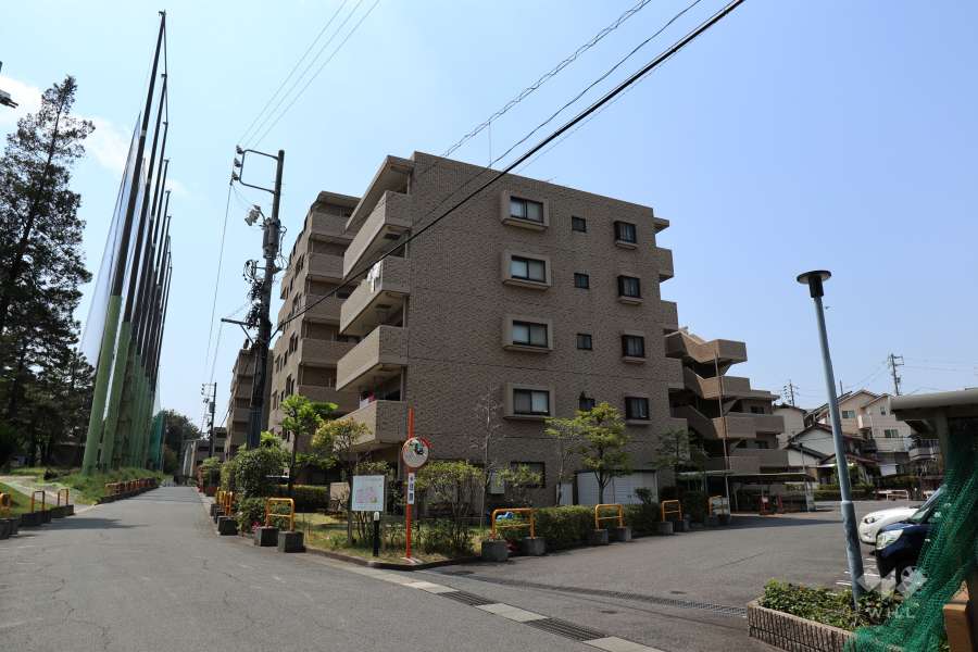 ライフプラザ大府桜木町２番館の外観（北東側から）