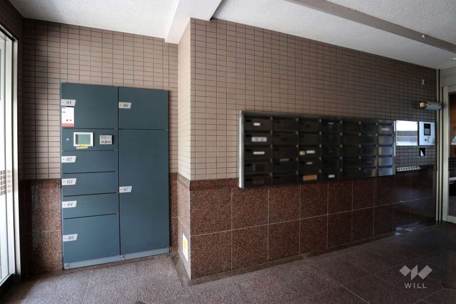 宅配ボックスと共用ポスト