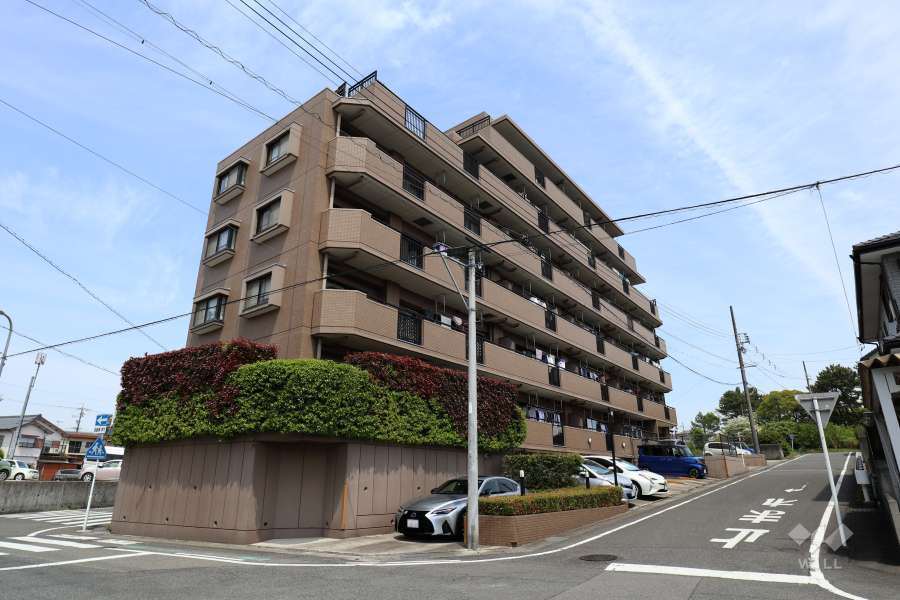 ライオンズマンション大府第2の外観（南西側から）