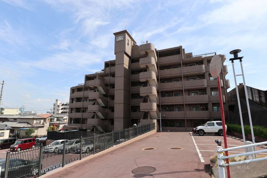 ライオンズヒルズ大府柊山の外観（北西側から）