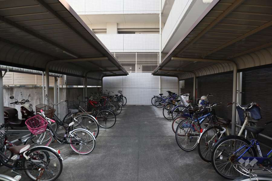 駐輪場、バイク置場