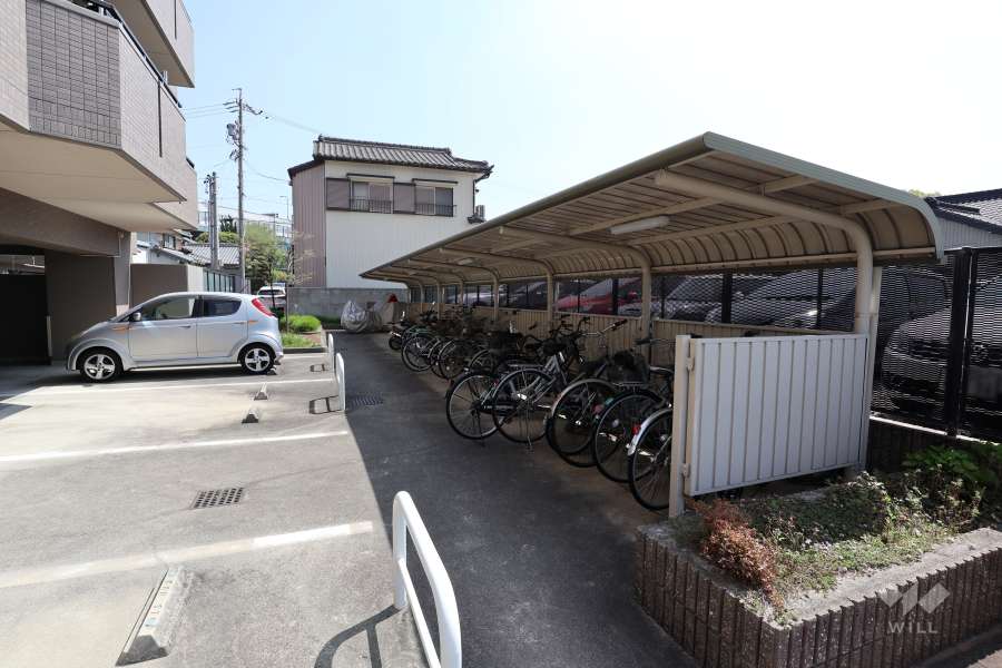 駐輪場、バイク置場