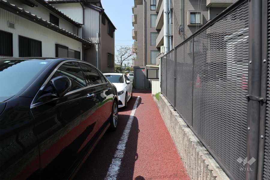 敷地東側の通路