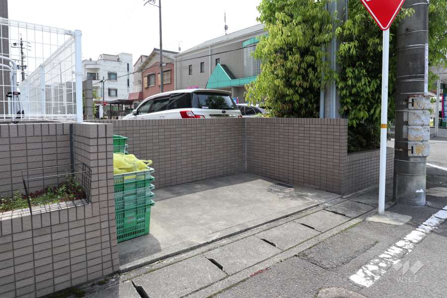 ゴミ置き場
