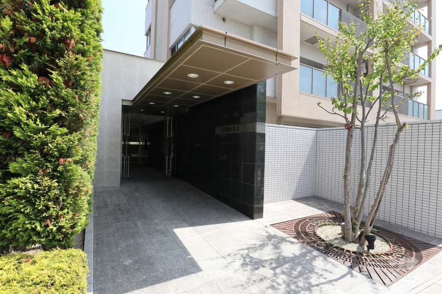 エントランスアプローチ