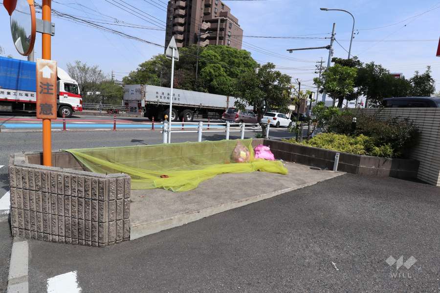 ゴミ置き場