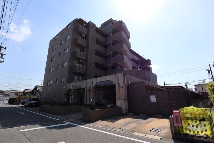ダイアパレス共和駅南の外観（北東側から）