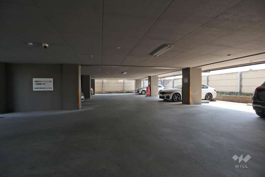 敷地内駐車場（屋内平面式）