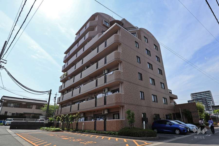 シャトレー大府の外観（南東側から）