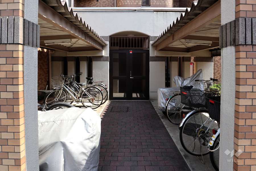 駐輪場、バイク置場