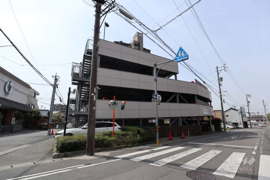 敷地内駐車場（自走式立体）