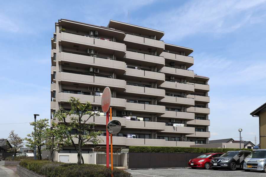 グローリアス大府明成町の外観（南西側から）