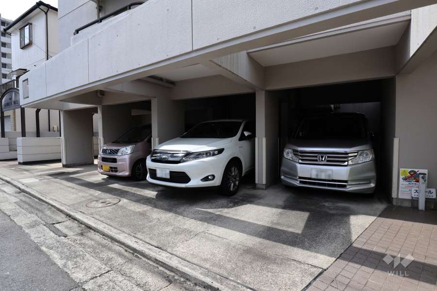 敷地内駐車場（屋内平面式）