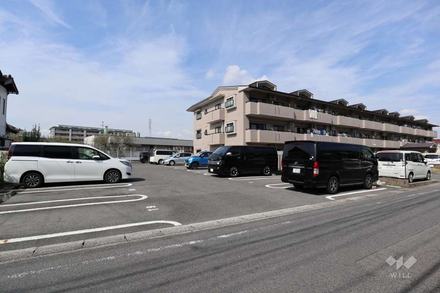 敷地内駐車場（屋外平面式）