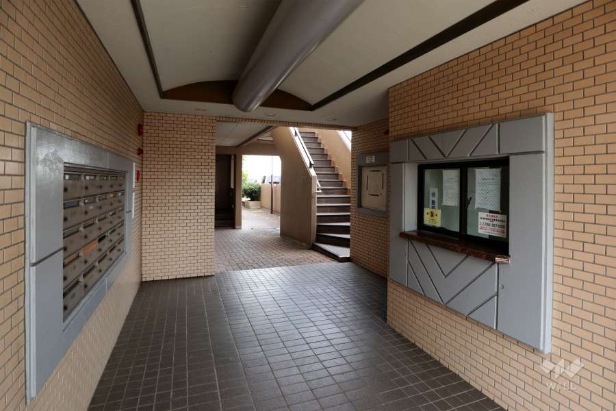 エントランスホール