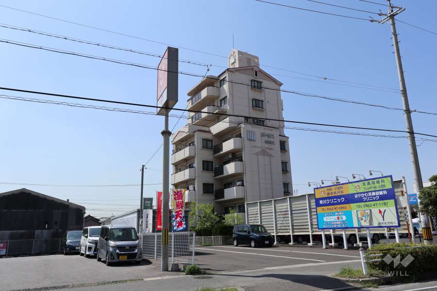 グローリアス共和第２の外観（南東側から）