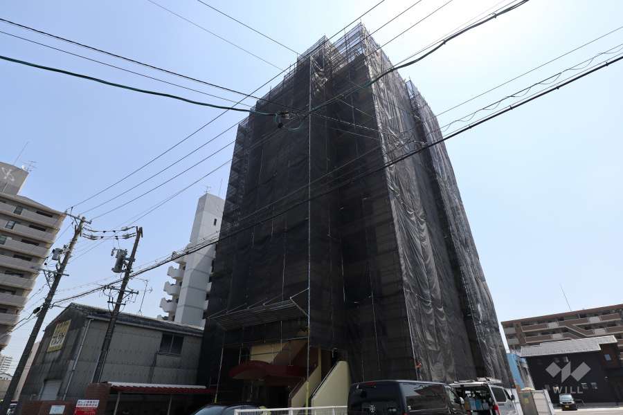 グローリアス共和の外観（北西側から）※2022年12月現在、大規模修繕中