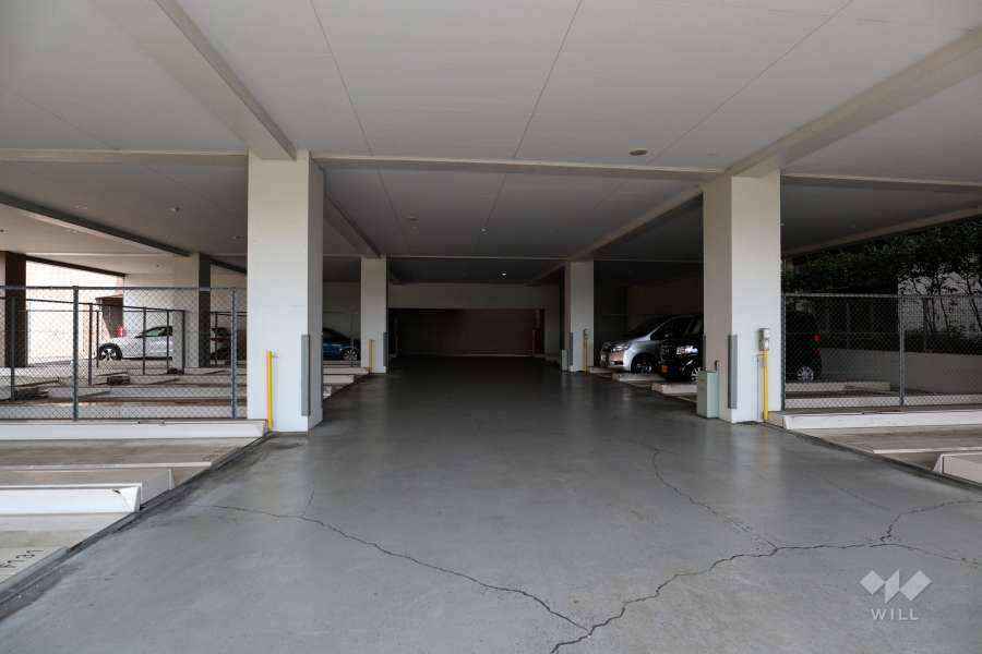 敷地内駐車場（屋内機械式）