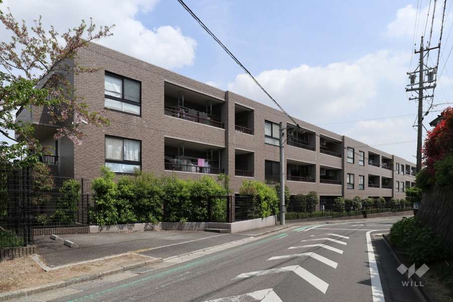 エスポア大府桃山公園の外観（南西側から）