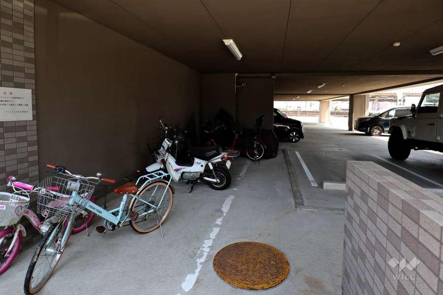 駐輪場、バイク置場