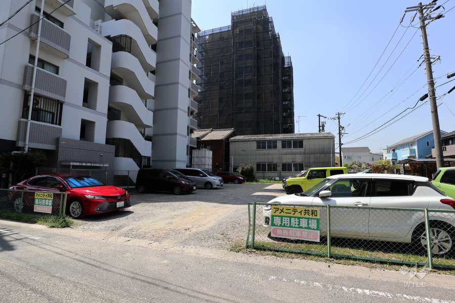 敷地内駐車場（屋外平面式）