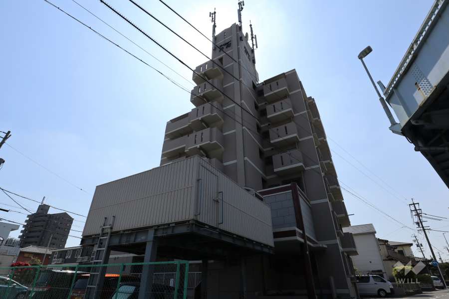 アベニュー共和の外観（北西側から）