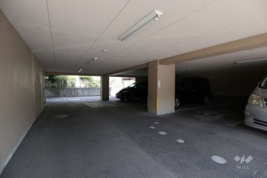 敷地内駐車場（屋内平面式）