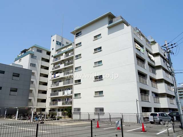 財形江坂ハイツの外観（南東側から）