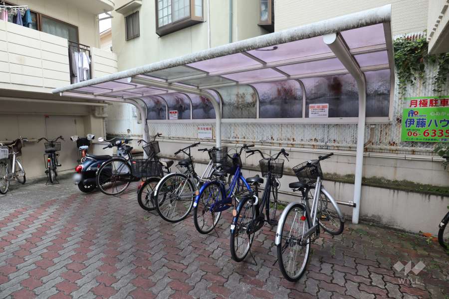 駐車場・バイク置場