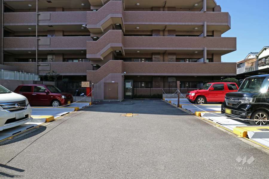 敷地内駐車場（屋外機械式）