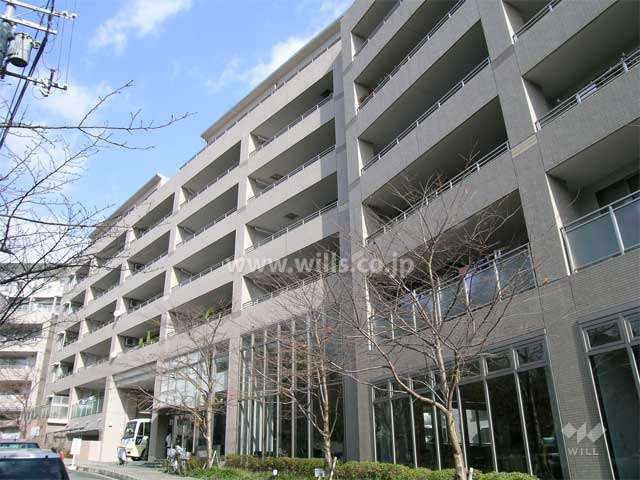 エントランスには、図書室もあります。