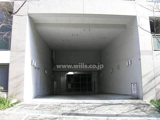 駐車場入口（ゲート付き）