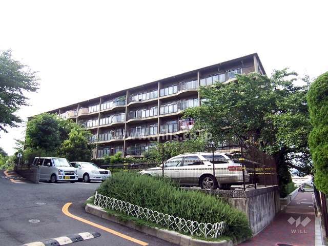メゾン千里丘5番街T棟の外観