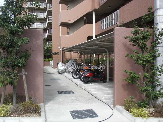 バイク置き場