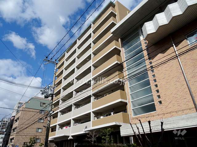 ライオンズシティ江坂の外観（南東側から）