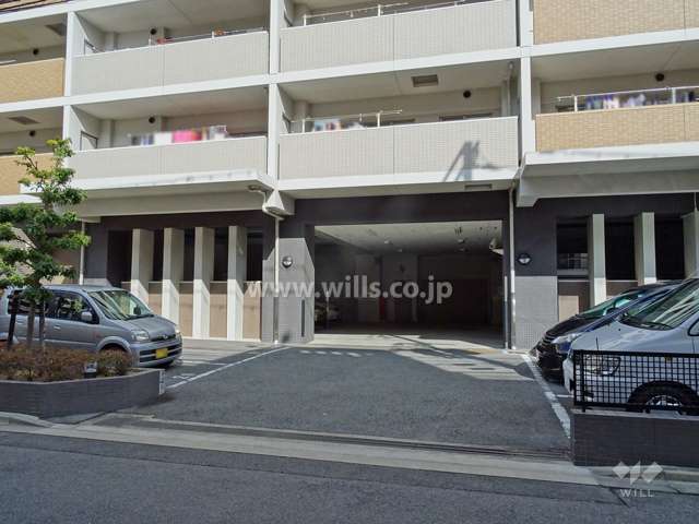 敷地内駐車場の出入り口