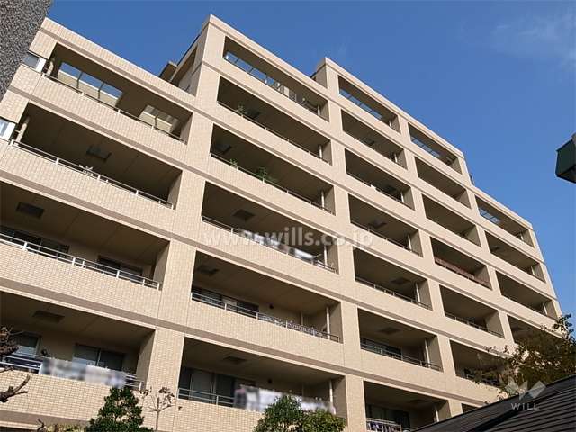 アーバニスフレア豊中西緑丘の外観（南側から）